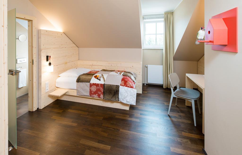 Feldmochinger Hof Hotell München Exteriör bild